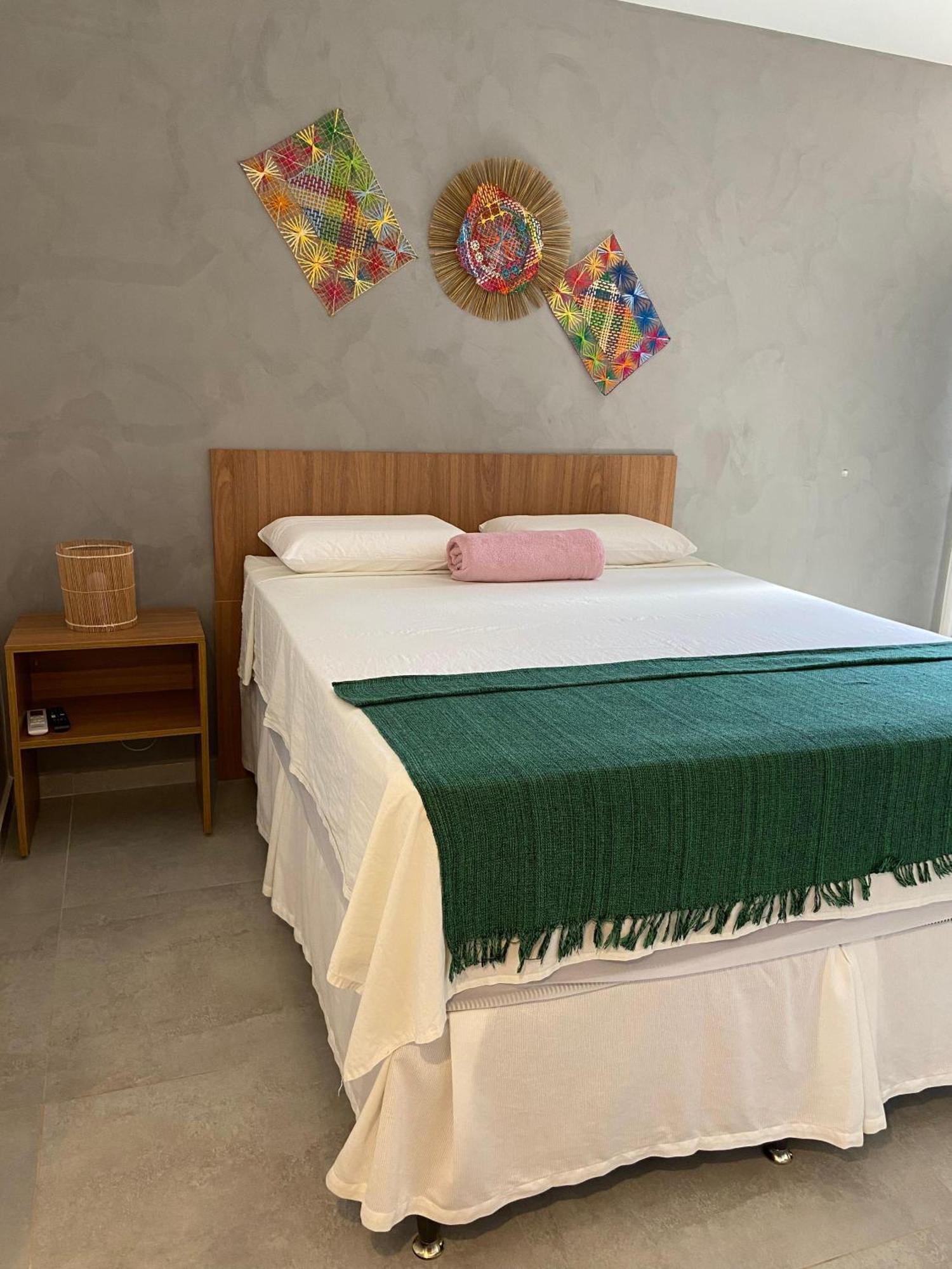 Nareia Casa Milagres